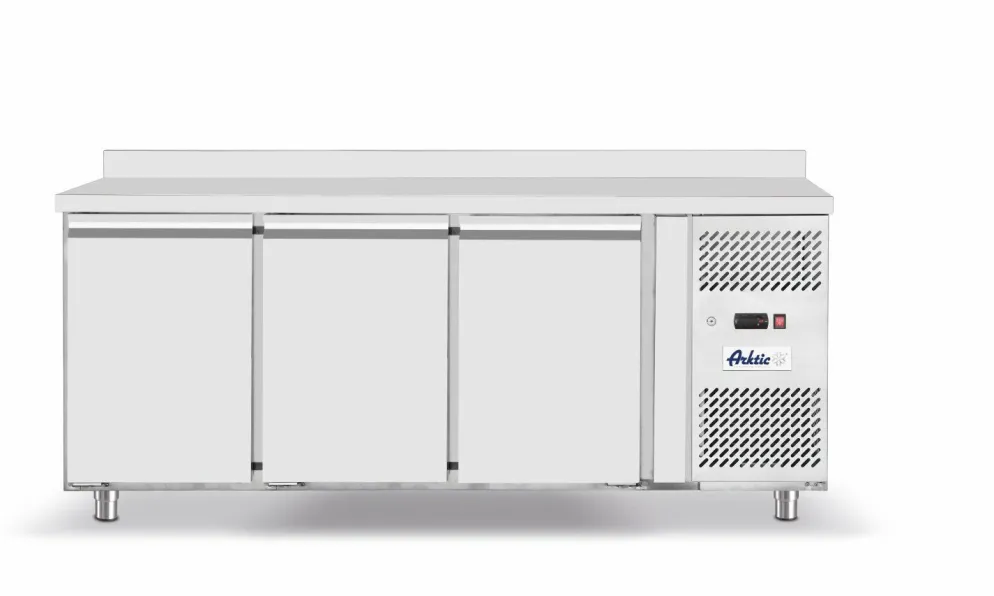 ARKTIC Kühltisch Profi Line 3-türig 420L, Breite 1795mm
