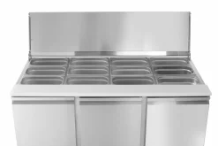 ARKTIC Saladette Kühltisch 3-türig 380L, Breite 1365mm