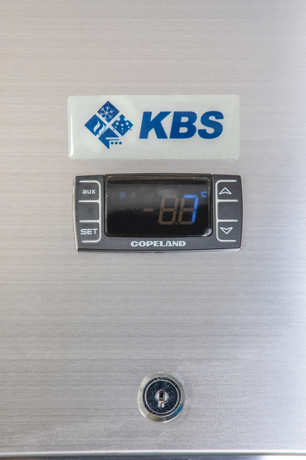 Edelstahl Gewerbekühlschrank mit Glastür KU 356 G