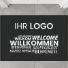 Fussmatte Willkommen dark mehrsprachig mit Logo, 80x120cm