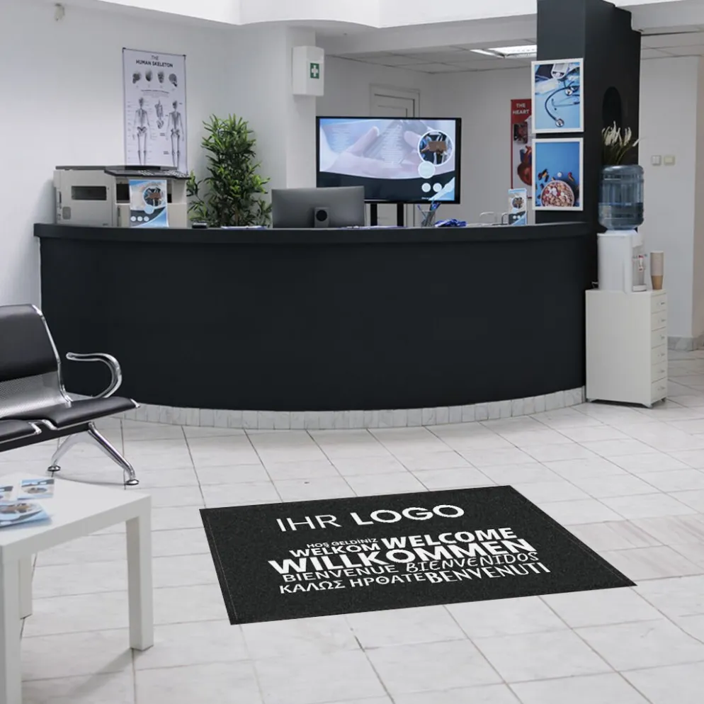 Fussmatte Willkommen dark mehrsprachig mit Logo, 80x120cm