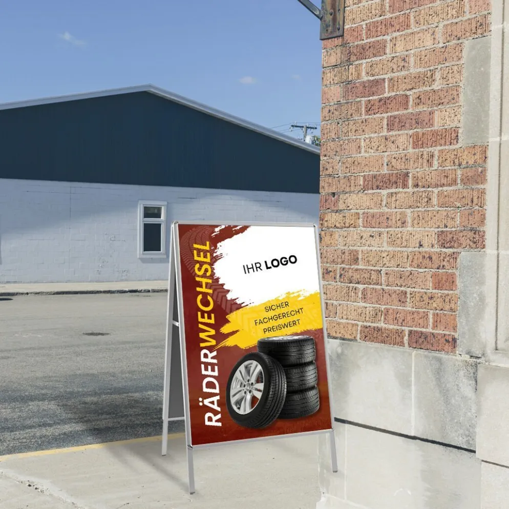 Kundenstopper GNE555 für Räderwechsel mit A1-Plakat & Logo