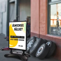Kundenstopper SNE570 für Ölwechsel mit A1-Plakat & Logo