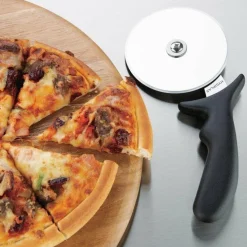 Pizzaschneider schwarz, Ø 10 cm, Edelstahl/ABS