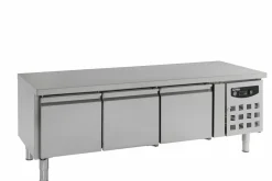 Unterbaukühltisch CS mit 3 Türen, 1600x700x650mm