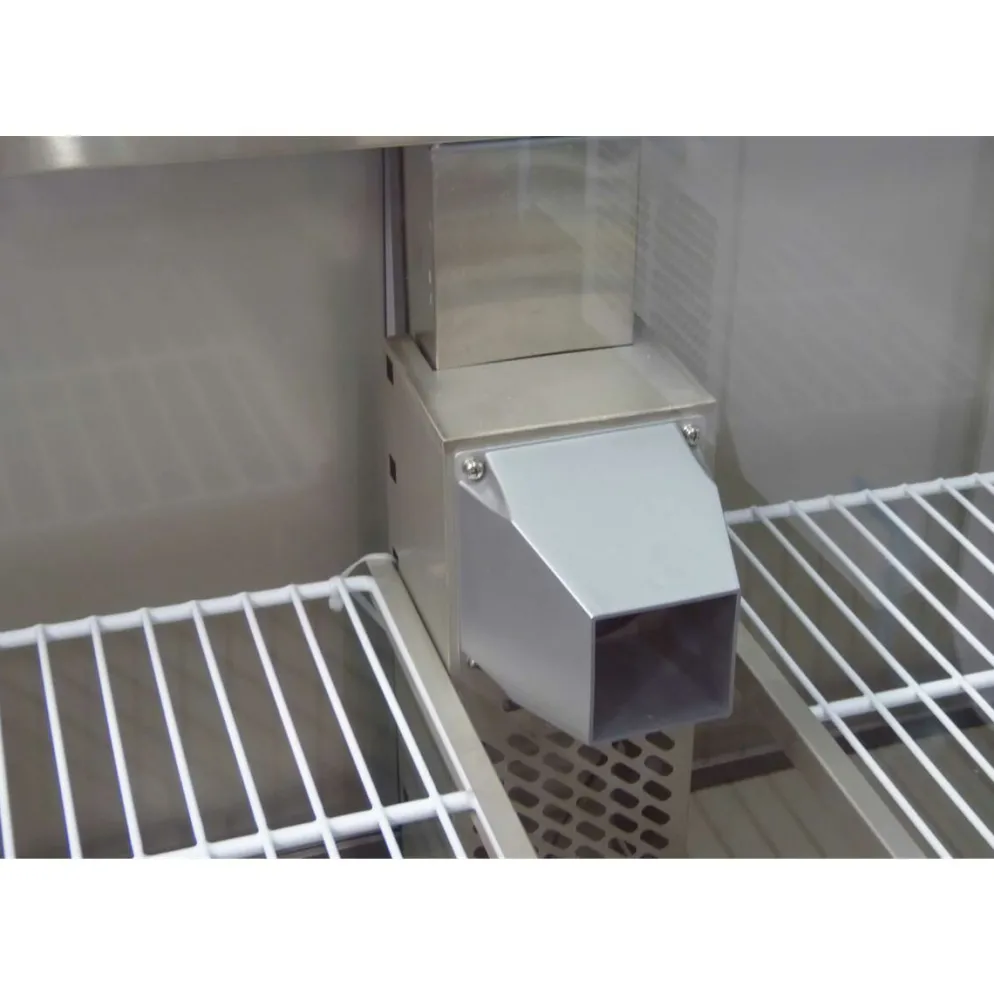 Zubereitungstisch Pizzatisch 3-türig mit Kühlaufsatz für 8x GN1/6, Breite 1370mm